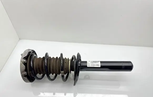 BMW 1 F40 Front shock absorber with coil spring 6899672 14941510 22346718
