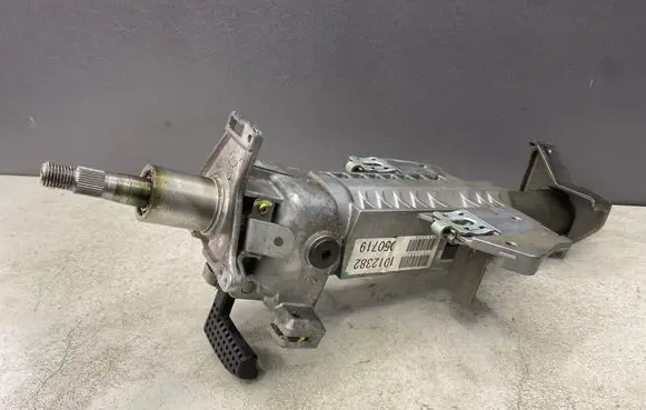 Nissan Pathfinder R51 Steering wheel axle 1012382 050719