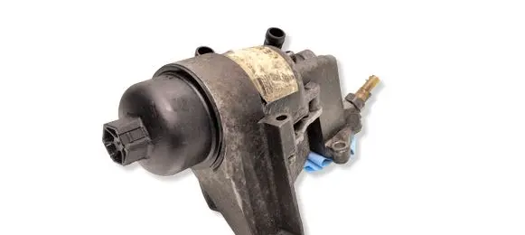 Opel Vivaro Oil filter mounting bracket 6790973780