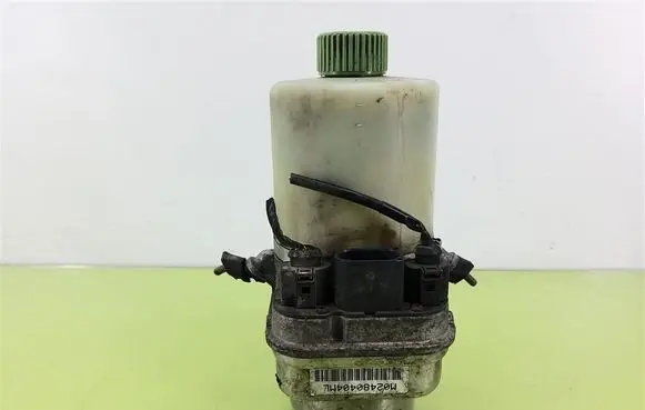 Skoda Fabia Mk2 (5J) Power steering pump M02480404ML