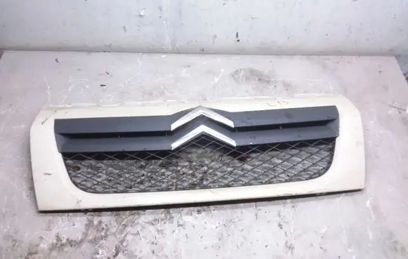 Citroen Jumper Front bumper upper radiator grill 1308069070