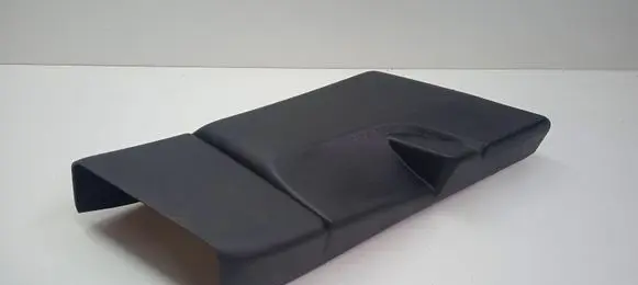 Maserati Levante (B) pillar trim (bottom) 670040375