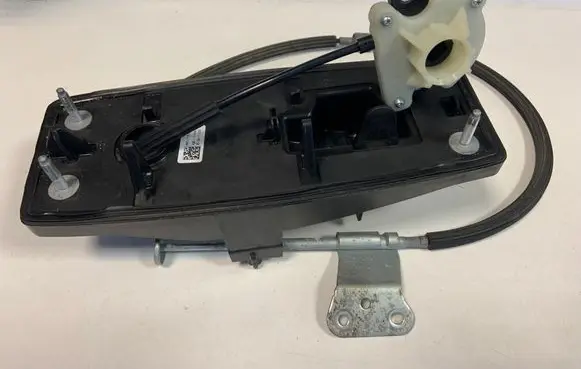 Audi A5 Gear shift cable linkage 8W0713052P