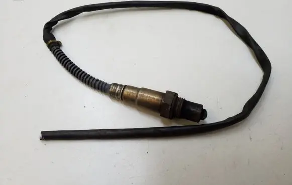 Volkswagen Touareg I Lambda probe sensor 07Z906262 0281004003 385161