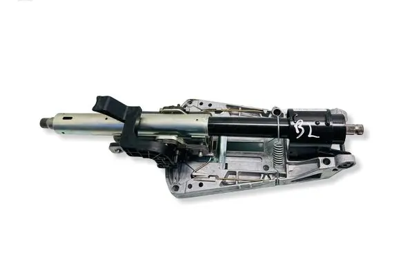 Mercedes-Benz GLK (X204) Steering wheel axle A2044603616 1116000445 P204460290