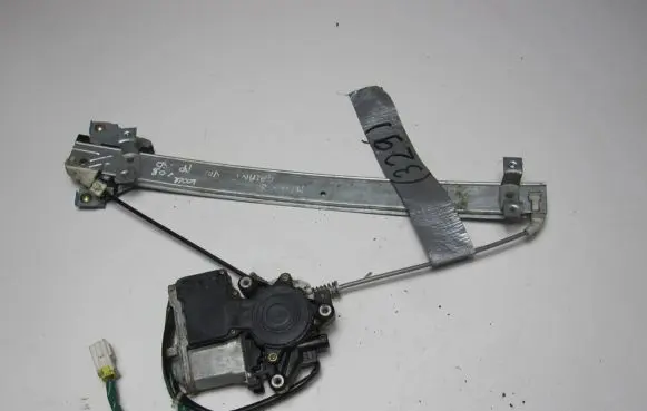 Mitsubishi Galant Front door window regulator with motor 0620200095
