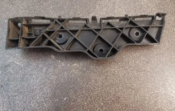 Mitsubishi Colt Rear bumper mounting bracket MN105271