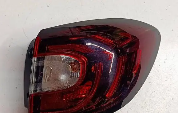 Renault Captur Rear/tail lights 265506738RS5 265506738R 676650024