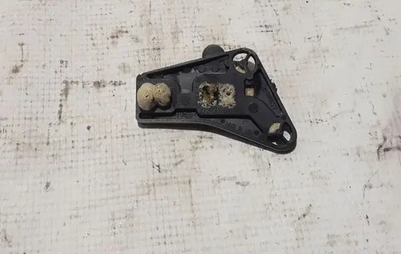 Volvo S60 Other body part 32277126