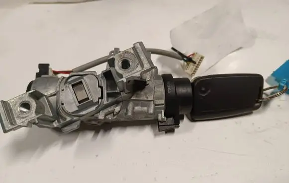Skoda Octavia Mk3 (5E) Ignition lock 1K0905851 5q0905865