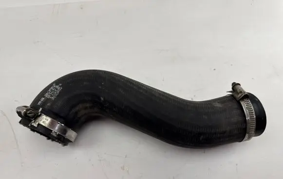 Volkswagen PASSAT B7 Intercooler hose/pipe 5C0145762