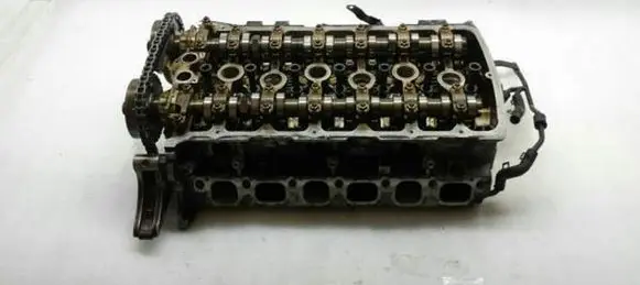 Bentley Continental Engine head 07C103373N