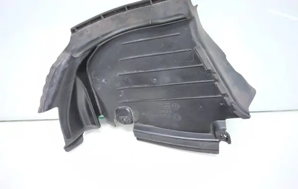 Volvo V60 Front bumper skid plate/under tray 31353425