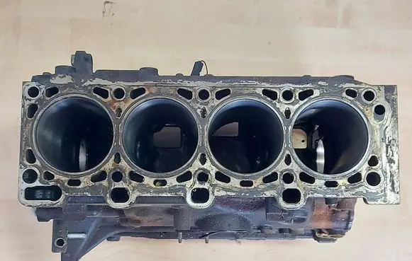 Mazda 6 Engine block 
