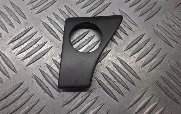 Opel Vectra C Cigarette lighter trim 24436282
