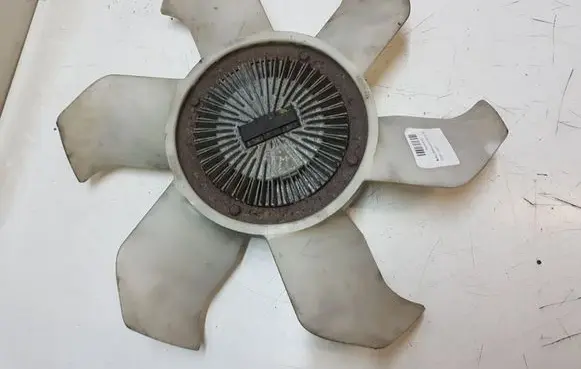 Mitsubishi Pajero Viscous fan clutch 