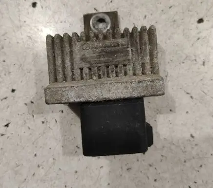Renault Scenic II - Grand scenic II Glow plug pre-heat relay 7700115078