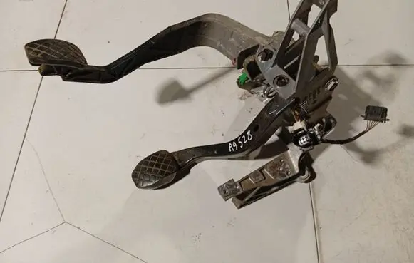 Brake pedal