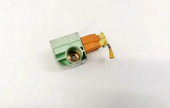 Fiat Stilo Airbag deployment crash/impact sensor 46805521 5WK43092