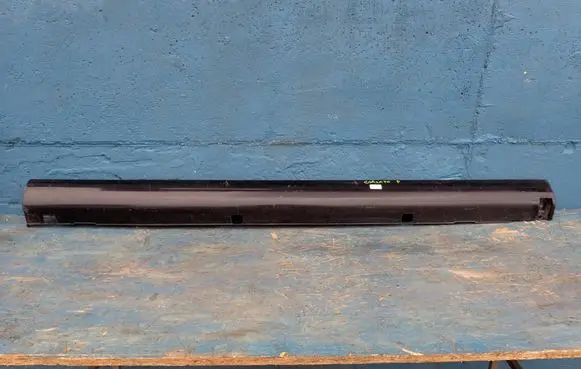 KIA Sorento Front sill trim cover 87772-3E500