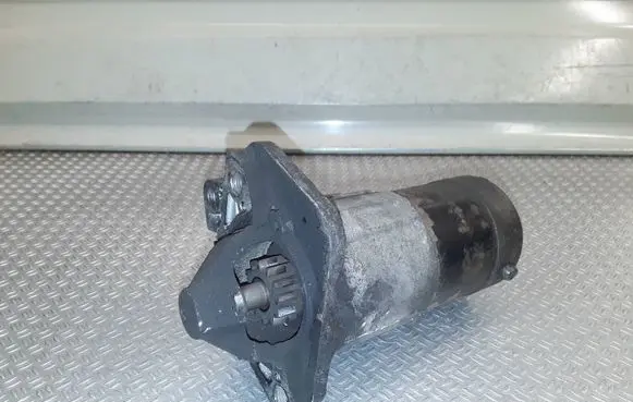 Nissan Tiida C11 Starter motor 8200584675A