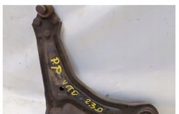 Mercedes-Benz Vito Viano W638 Front lower control arm/wishbone