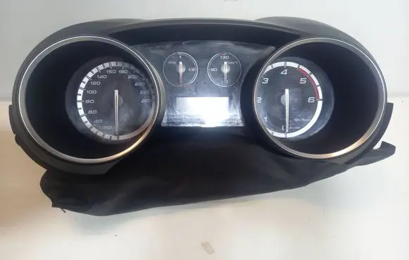 Alfa Romeo Giulietta Speedometer (instrument cluster) 50516478 035603 A2C53352738
