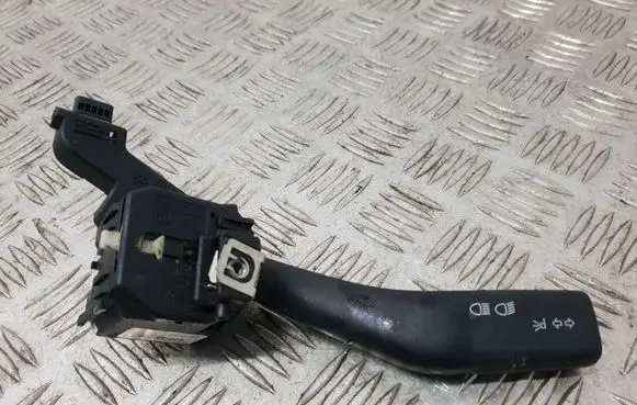 Volkswagen Golf V Indicator stalk 1K0953513