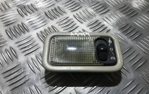 Ford Focus Rear seat light 9612016477