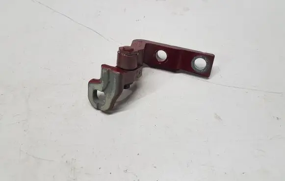 Volvo V40 Cross country Front door upper hinge 31352690