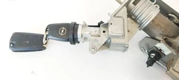 Opel Astra G Ignition lock 