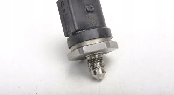 Fuel pressure sensor