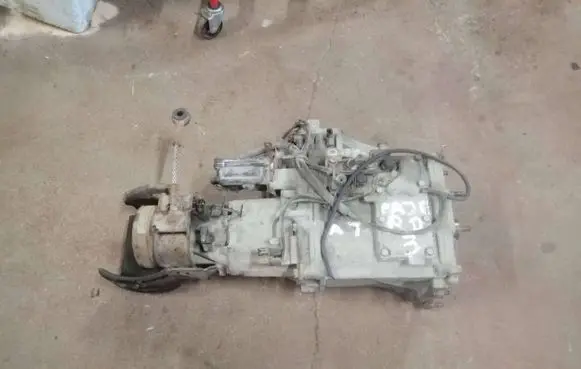 Mitsubishi Pajero Gearbox transfer box case MR446665 0511000010