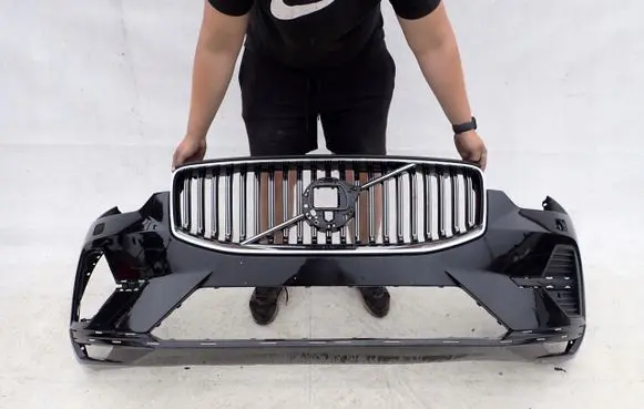 Volvo XC60 Front bumper 32234928
