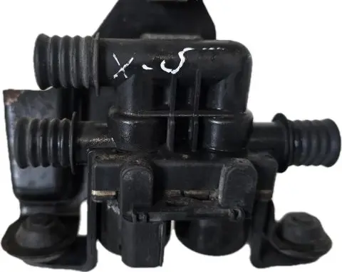 BMW X5 E70 Coolant heater control valve 691054403 6910544 1147412166