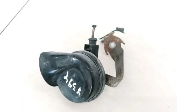 Volkswagen PASSAT B6 Horn signal E1000209