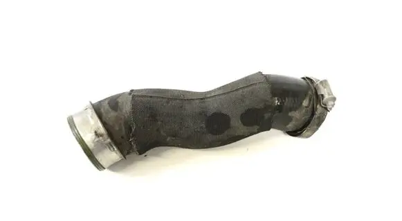 Porsche 997 Intercooler hose/pipe 7P0145943