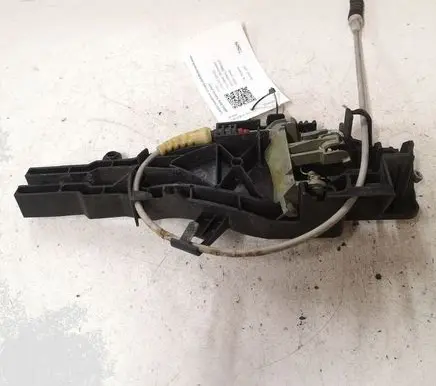 BMW 3 E90 E91 Rear door exterior handle/bracket E9XHT