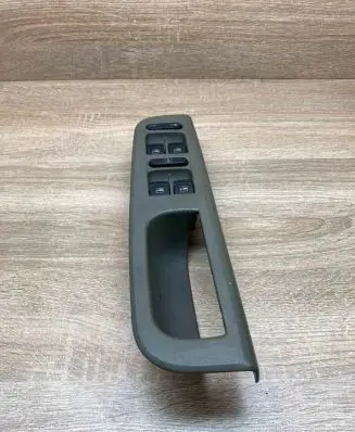 Skoda Octavia Mk1 (1U) Electric window control switch 1J4959857A