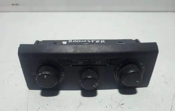 Skoda Roomster (5J) Climate control unit 5J0820045 H2242002 901513690000