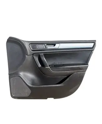 Volkswagen Touareg II Front door card panel trim 7P1867012