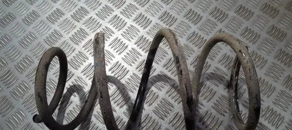 Toyota RAV 4 (XA30) Front coil spring