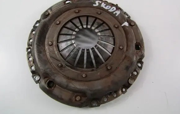 Skoda Fabia Mk2 (5J) Clutch pressure plate 