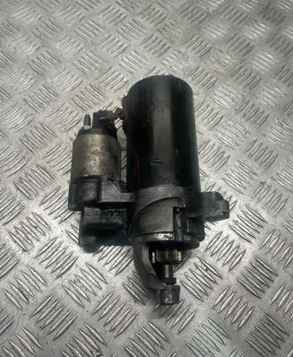 Audi A6 S6 C7 4G Starter motor 000113704