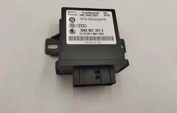 Volkswagen PASSAT B7 Light module LCM 5M0907357E 5WK50281 231020110001