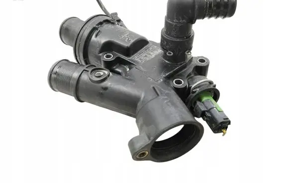 Ford Focus Thermostat housing 