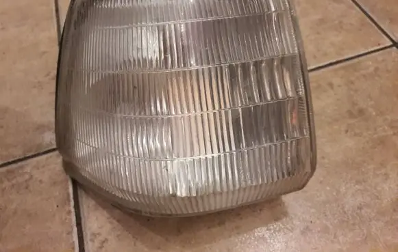 Front indicator light