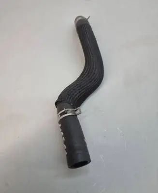 Coolant pipe/hose