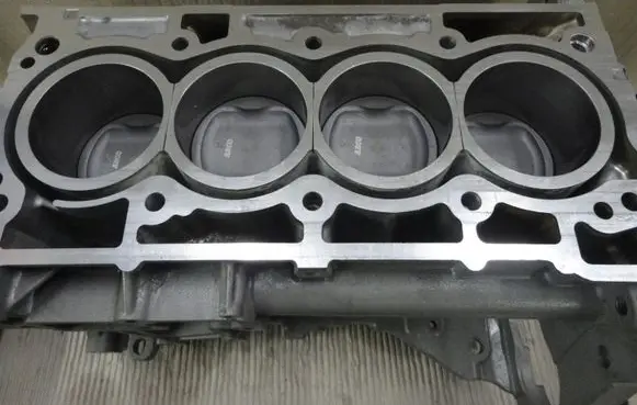 Nissan Qashqai Engine block MR20DE MR20