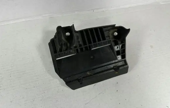 Ford Mondeo MK V Battery tray 